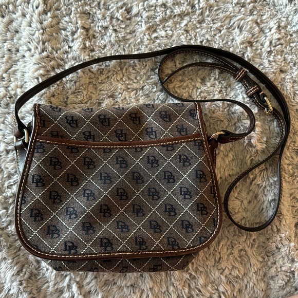 Dooney & Bourke Crossbody Purse - Picture 4 of 7